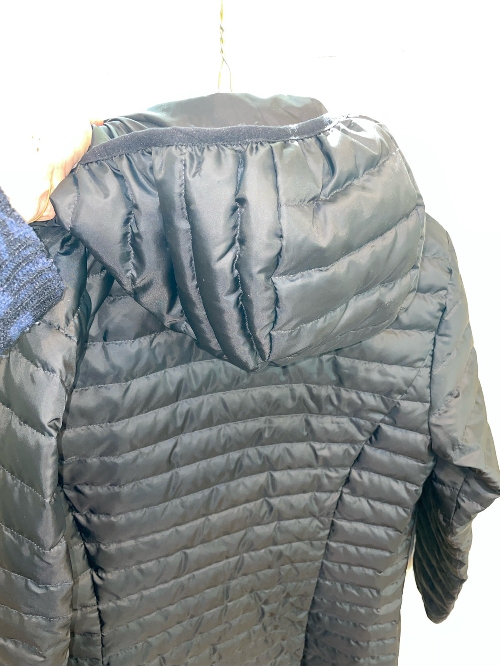 Winter will be here soon. Eddie Bauer EB 700 down puffer. EUC - Picture 4 of 6